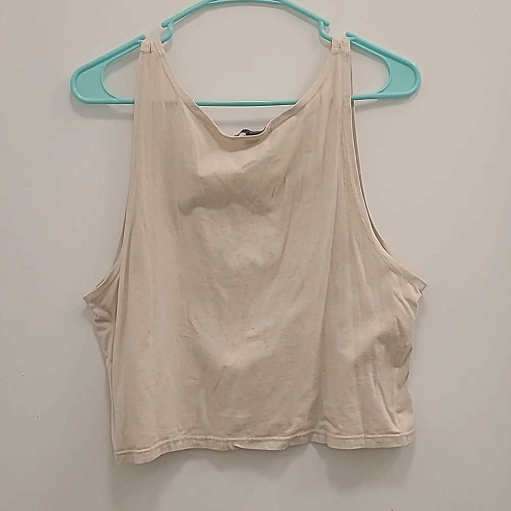 Top - Picture 2 of 4